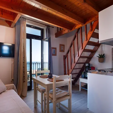 Fortezza Sea Breeze, Eve - 1 Bedroom & Sea View Apartmán *